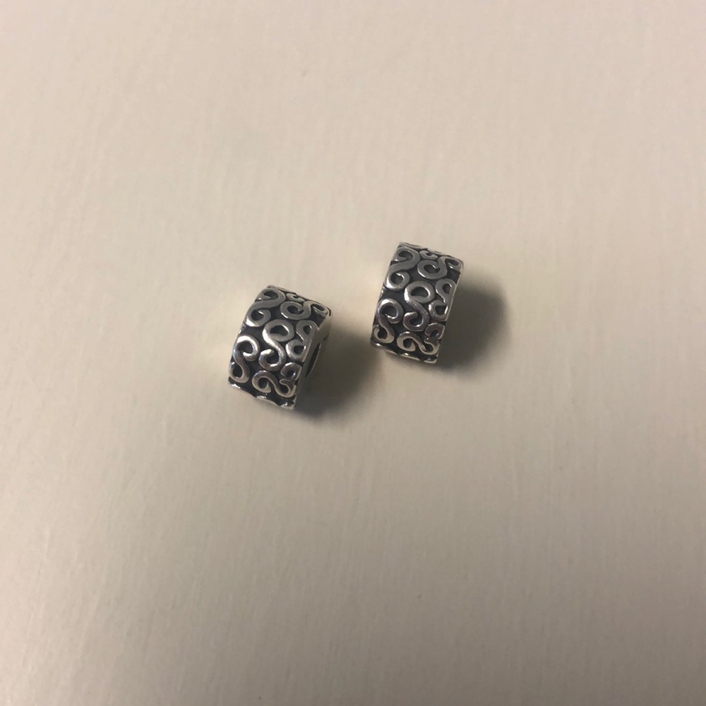 Pandora Swirl Clip Charms (2)